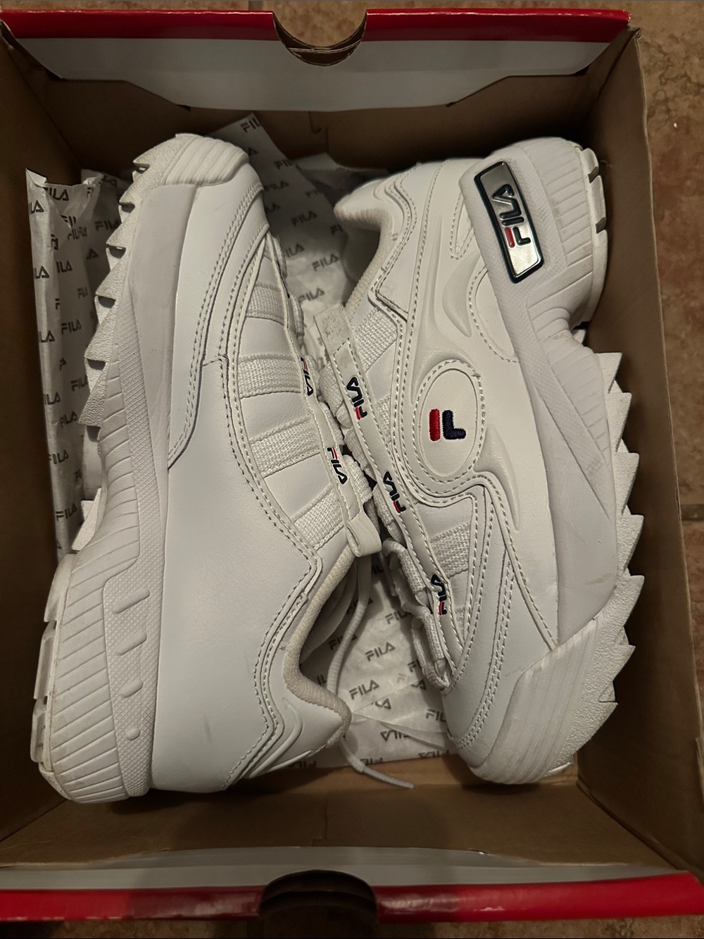 Women’s 6.5 Fila Shoes